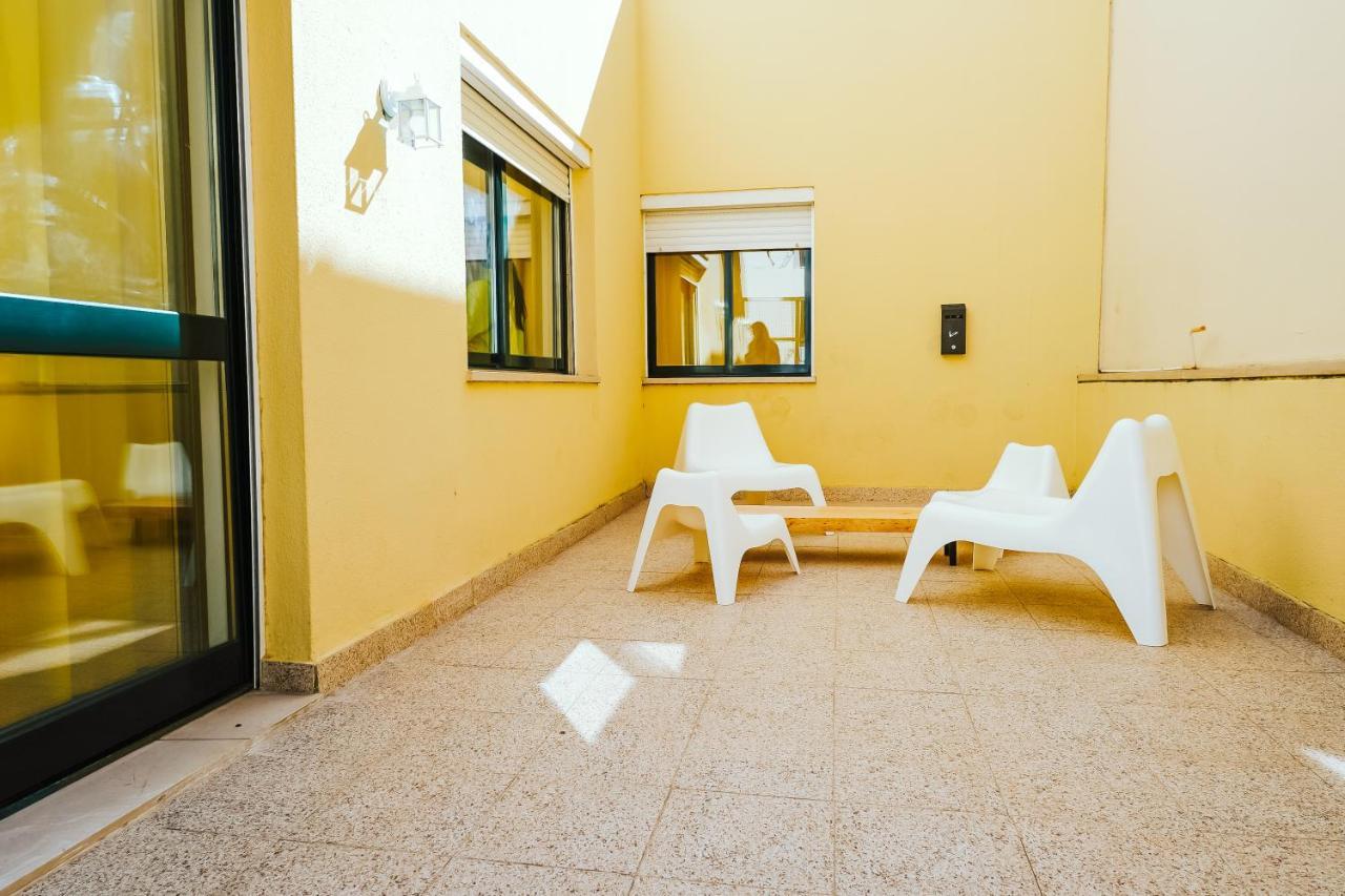 Help Yourself Hostels - Restelo Lisboa Exterior foto