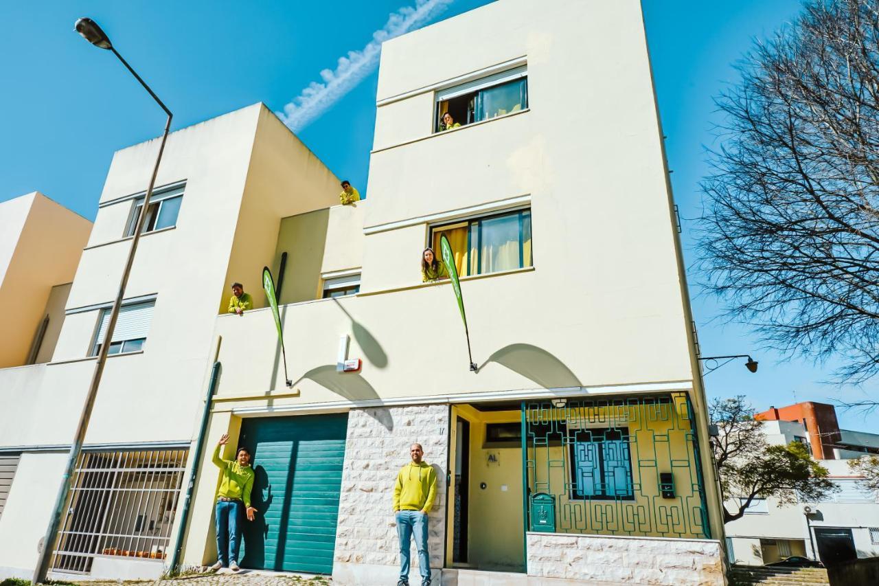 Help Yourself Hostels - Restelo Lisboa Exterior foto