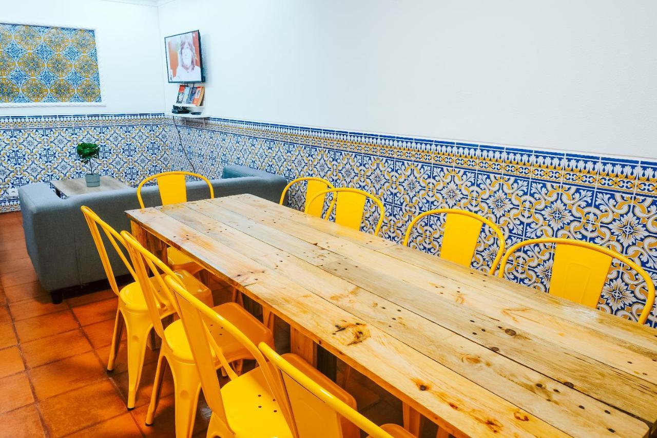Help Yourself Hostels - Restelo Lisboa Exterior foto