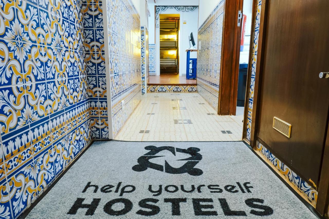 Help Yourself Hostels - Restelo Lisboa Exterior foto